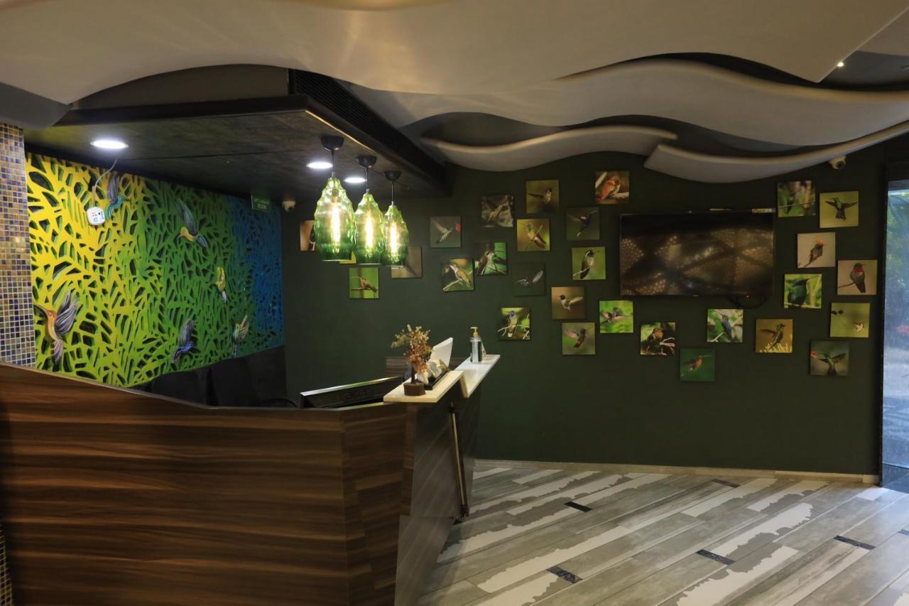 Humming Bird Hotel & Banquet Anand Exterior photo